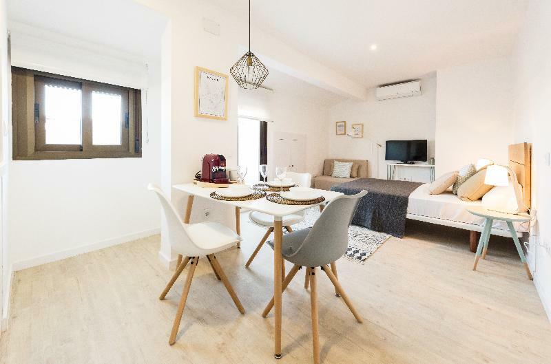 Apart-hotel L&h La Latina Selection